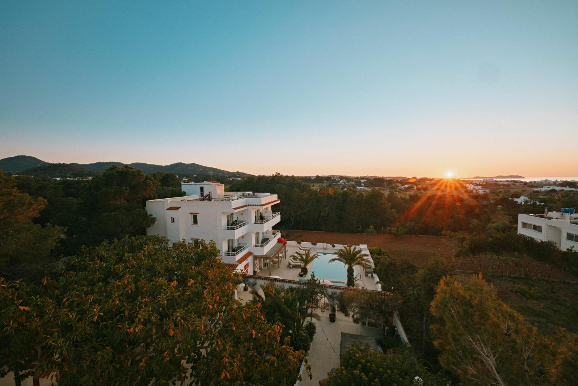Sunset Oasis Ibiza Adults Only - New Rooms 2025 Сан-Антоніо Екстер'єр фото