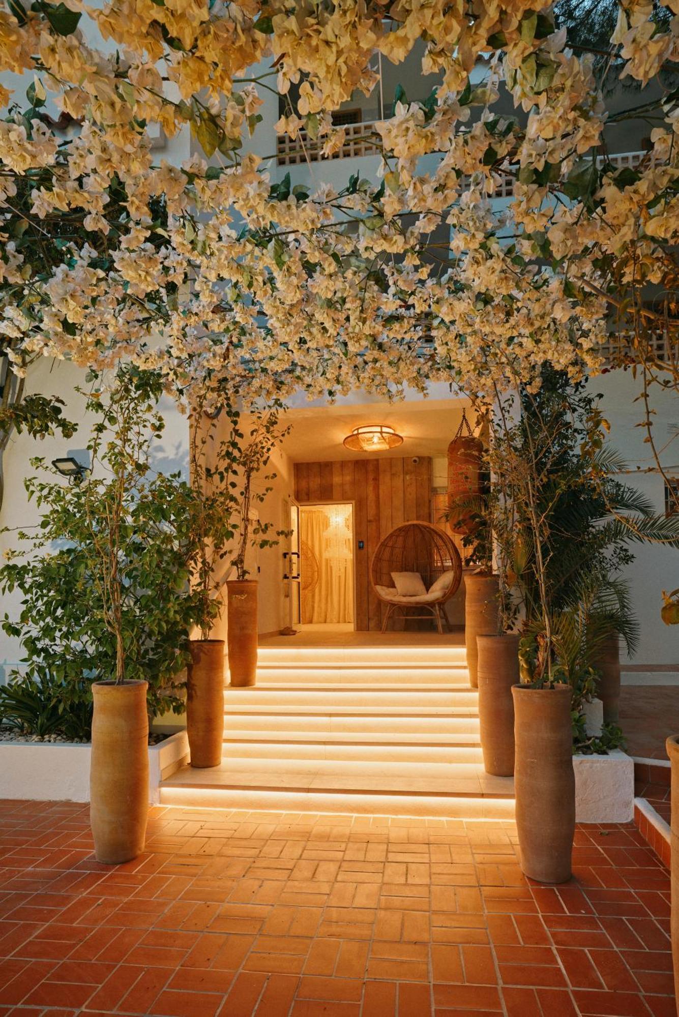 Sunset Oasis Ibiza Adults Only - New Rooms 2025 Сан-Антоніо Екстер'єр фото