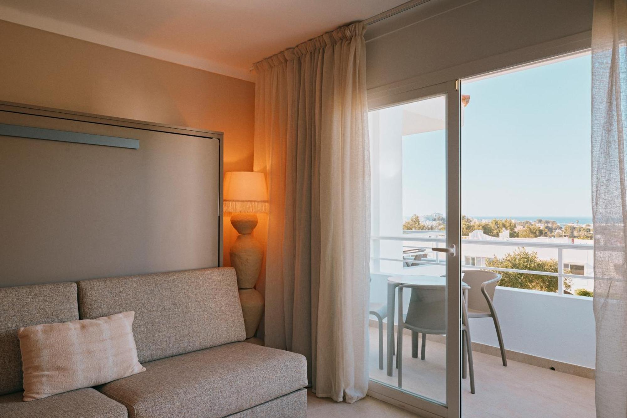 Sunset Oasis Ibiza Adults Only - New Rooms 2025 Сан-Антоніо Екстер'єр фото